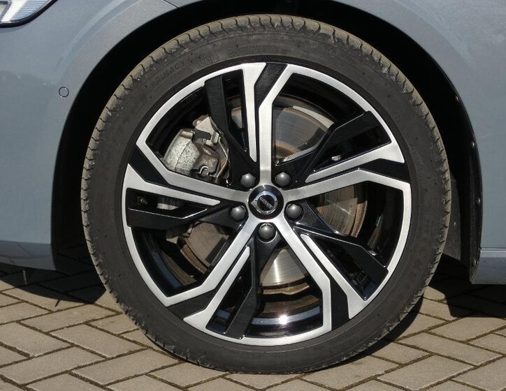 Volvo S60 Sedan / Limuzína 2,0 l 184 kw