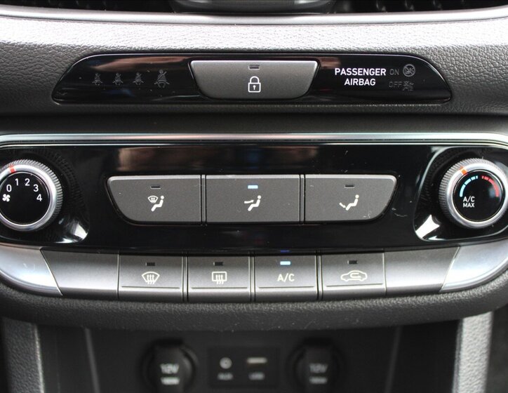 Hyundai i30 Kombi 998,0 88 kw