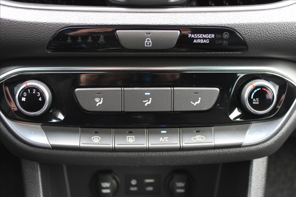 Hyundai i30 Kombi 998,0 88 kw