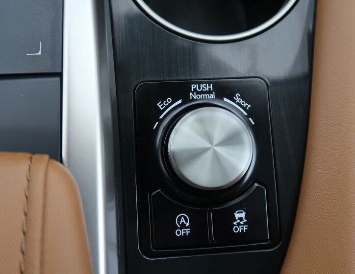 Lexus RX 300 SUV 2,0 l 175 kw