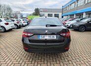 Škoda Superb Liftback 2,0 l 140 kw