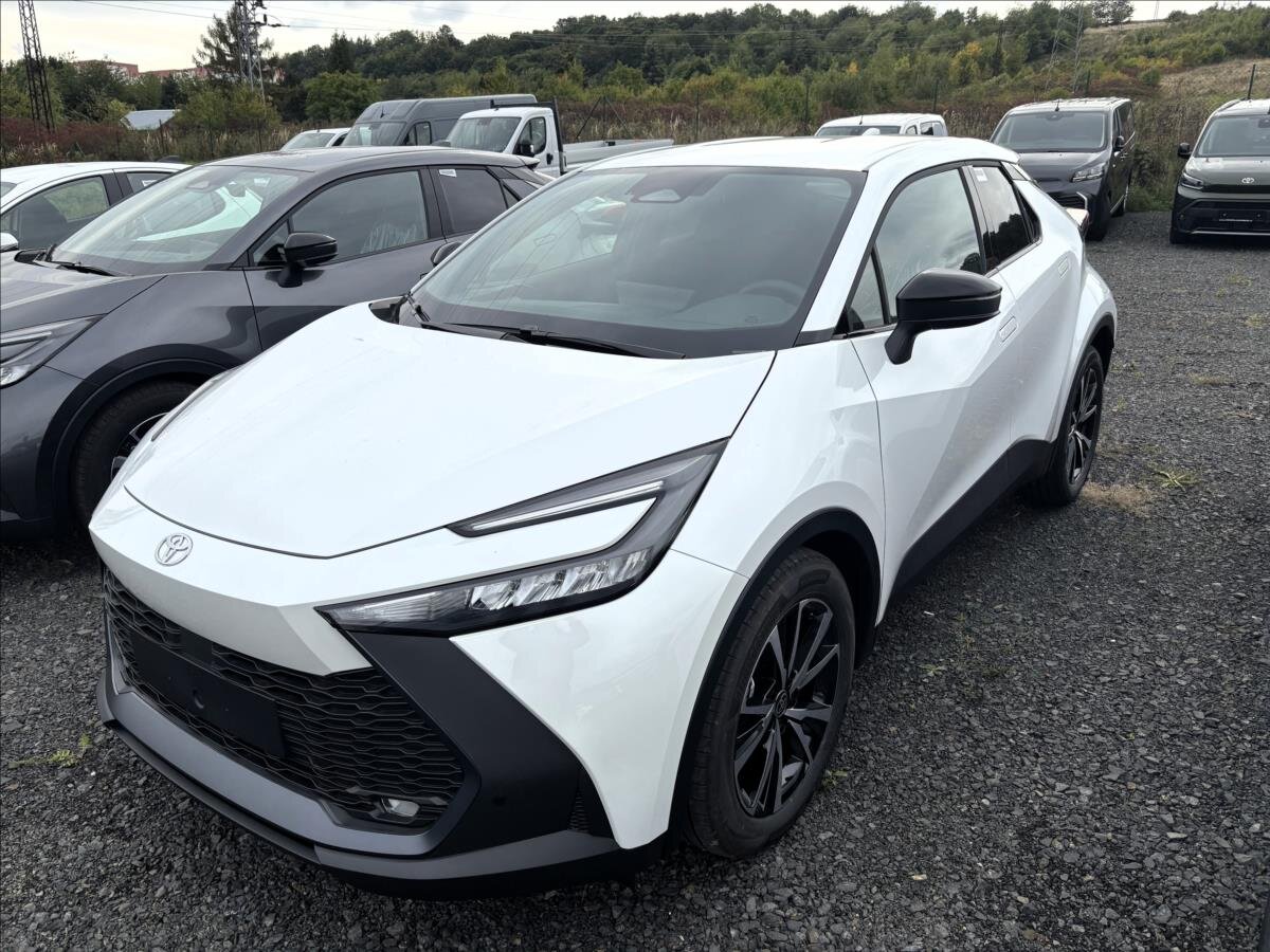 Toyota C-HR SUV 1,8 l 103 kw