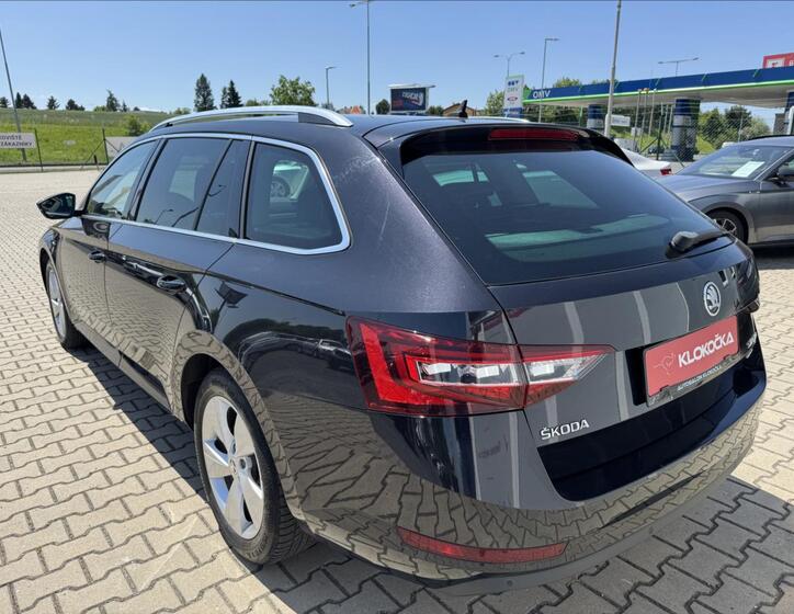 Škoda Superb 4