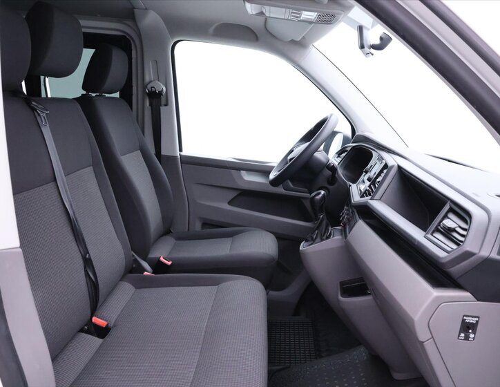 Volkswagen Transporter Kombi 2,0 l 110 kw