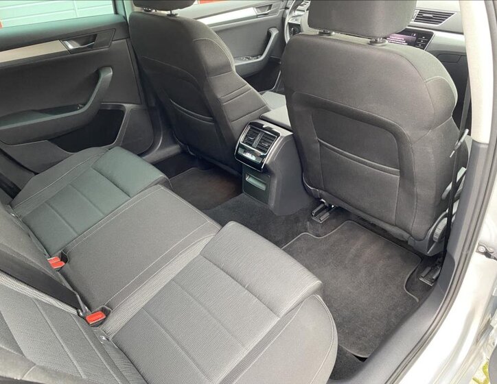 Škoda Superb Kombi 2,0 l 110 kw