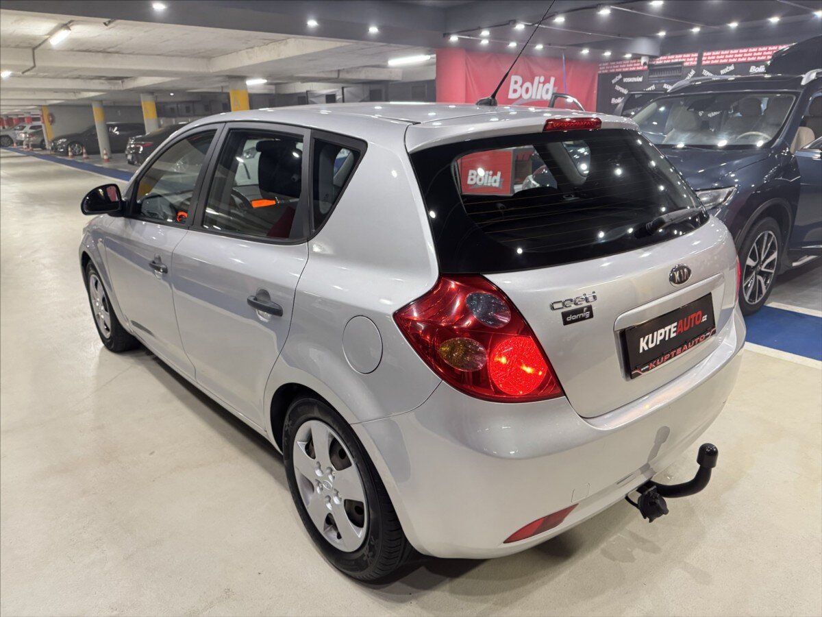 KIA Ceed Hatchback 1,4 l 80 kw