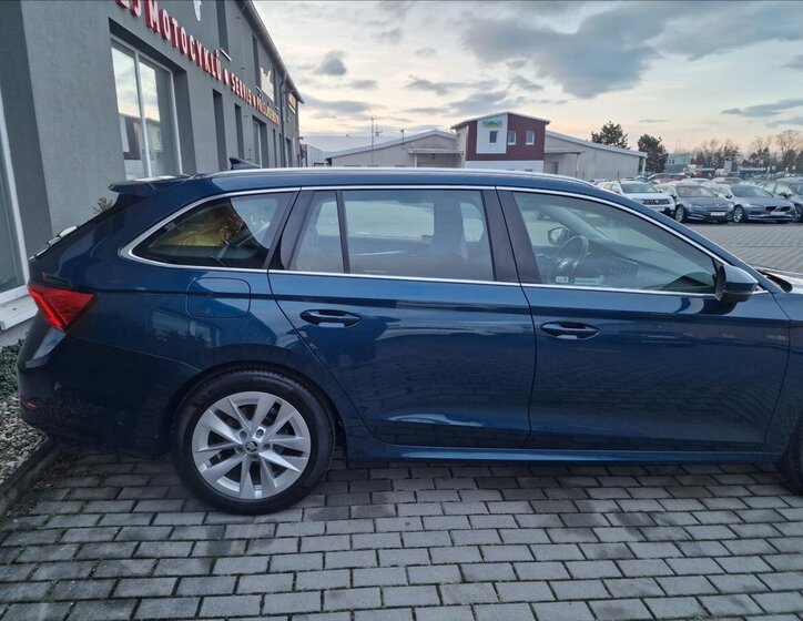Škoda Octavia Kombi 2,0 l 85 kw