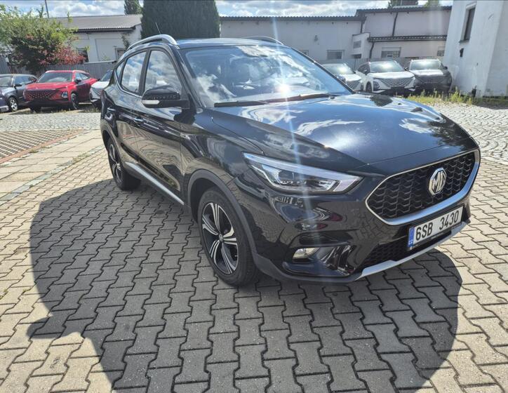 MG ZS 5