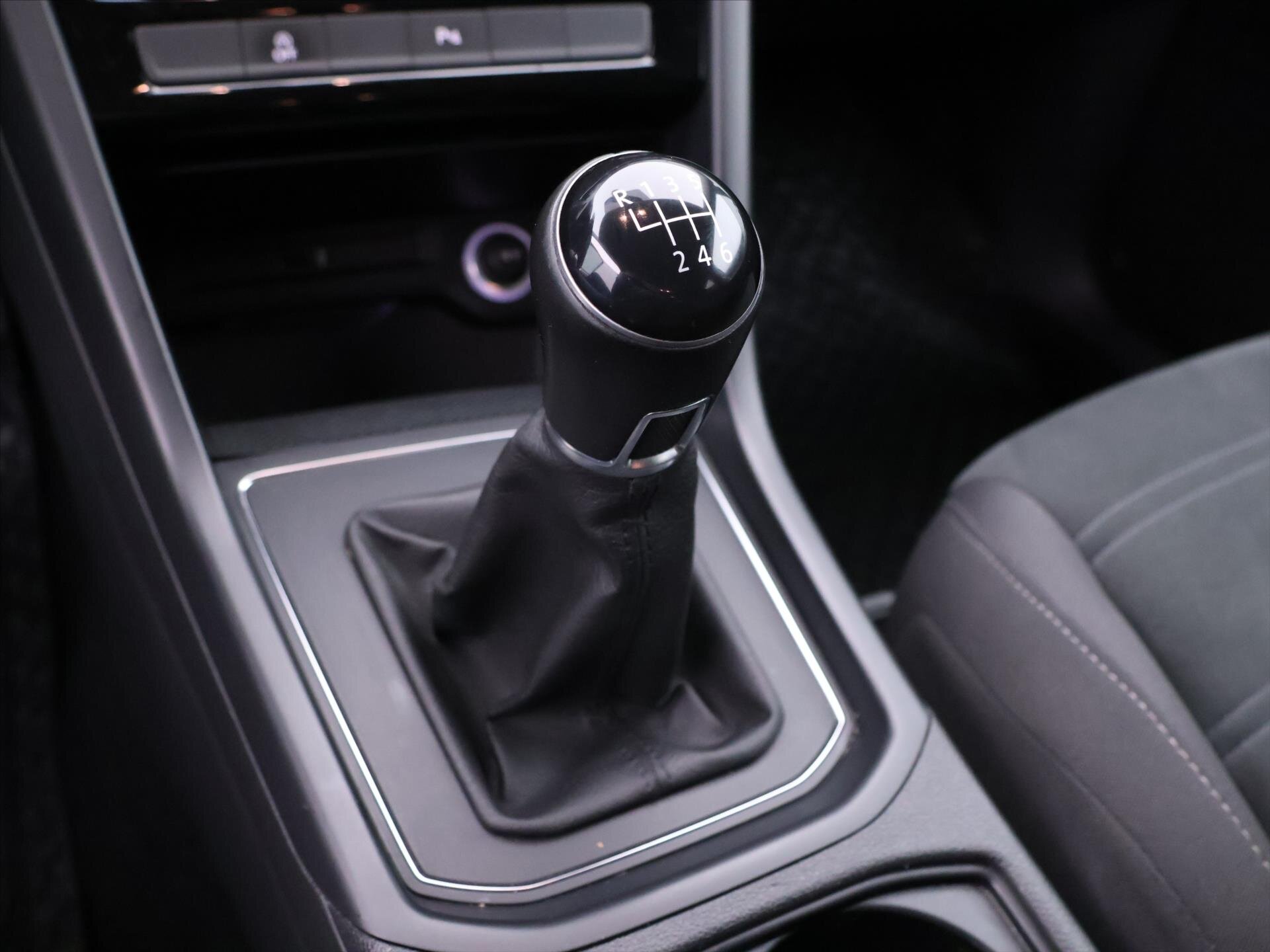 Volkswagen Touran Kombi 1,6 l 85 kw