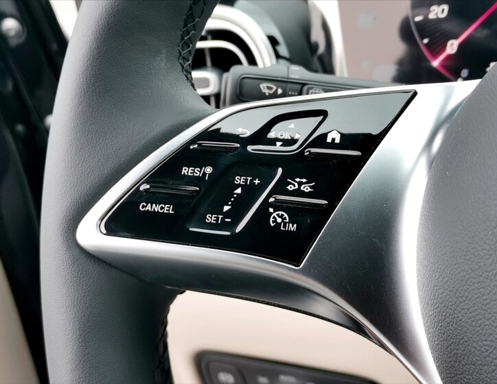 Mercedes-Benz Třídy V 23