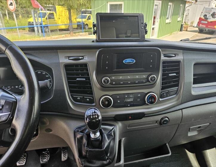 Ford Transit 11