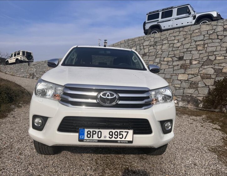 Toyota Hilux Pick-up 2,4 l 110 kw