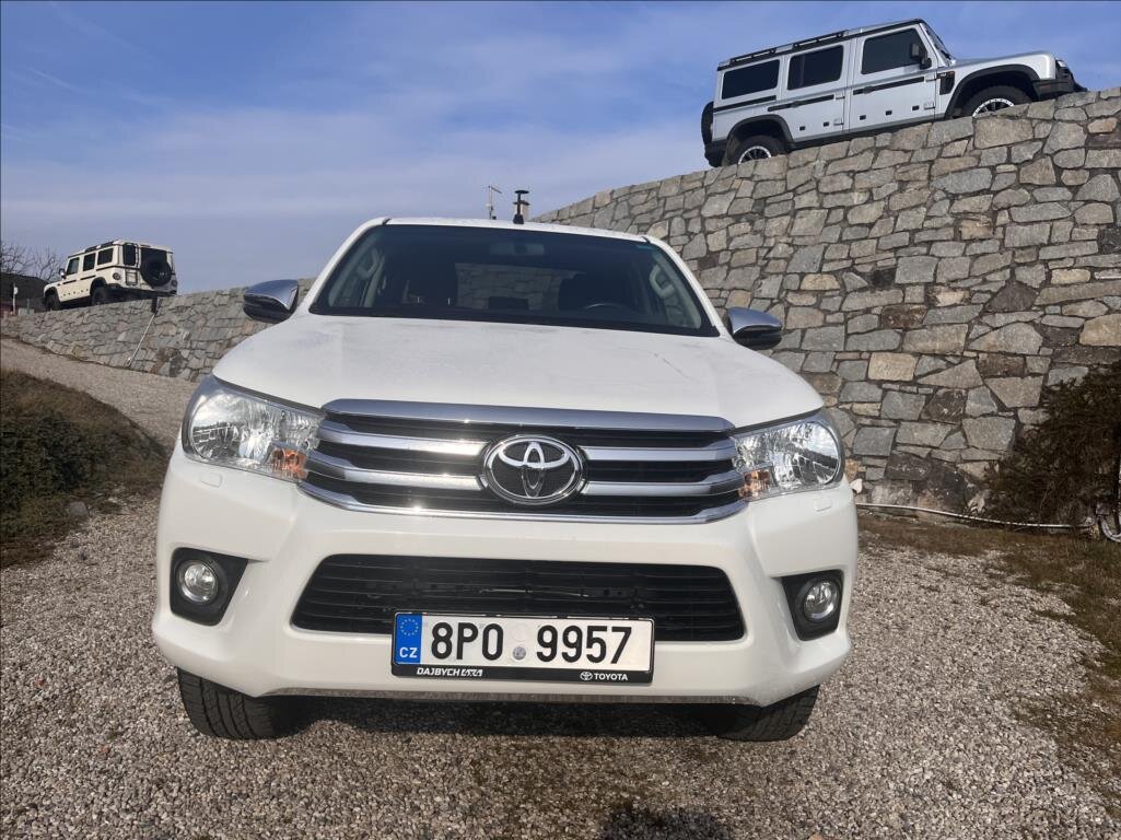 Toyota Hilux Pick-up 2,4 l 110 kw