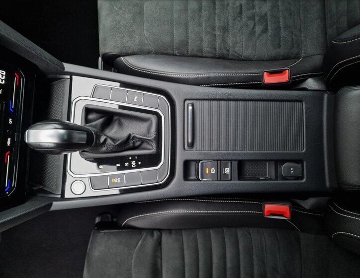 Volkswagen Passat 36