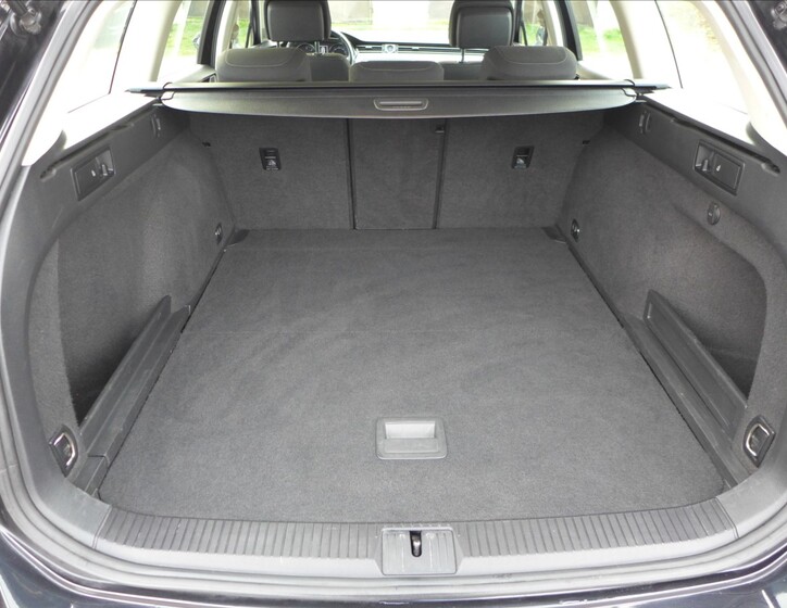 Volkswagen Passat 32