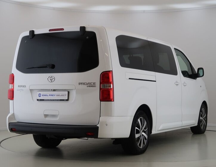 Toyota ProAce VAN-Minibus 2,0 l 130 kw