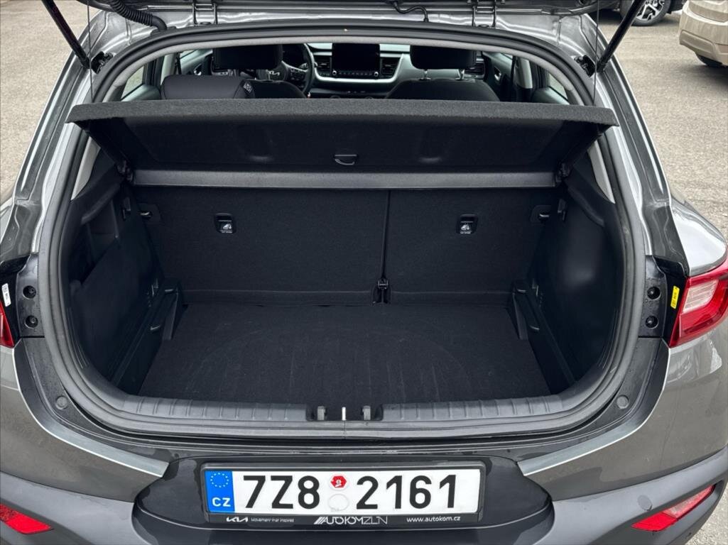 KIA Stonic Hatchback 1,2 l 57 kw