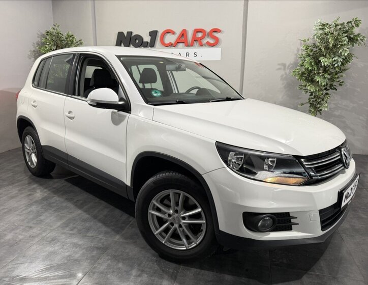 Volkswagen Tiguan 1