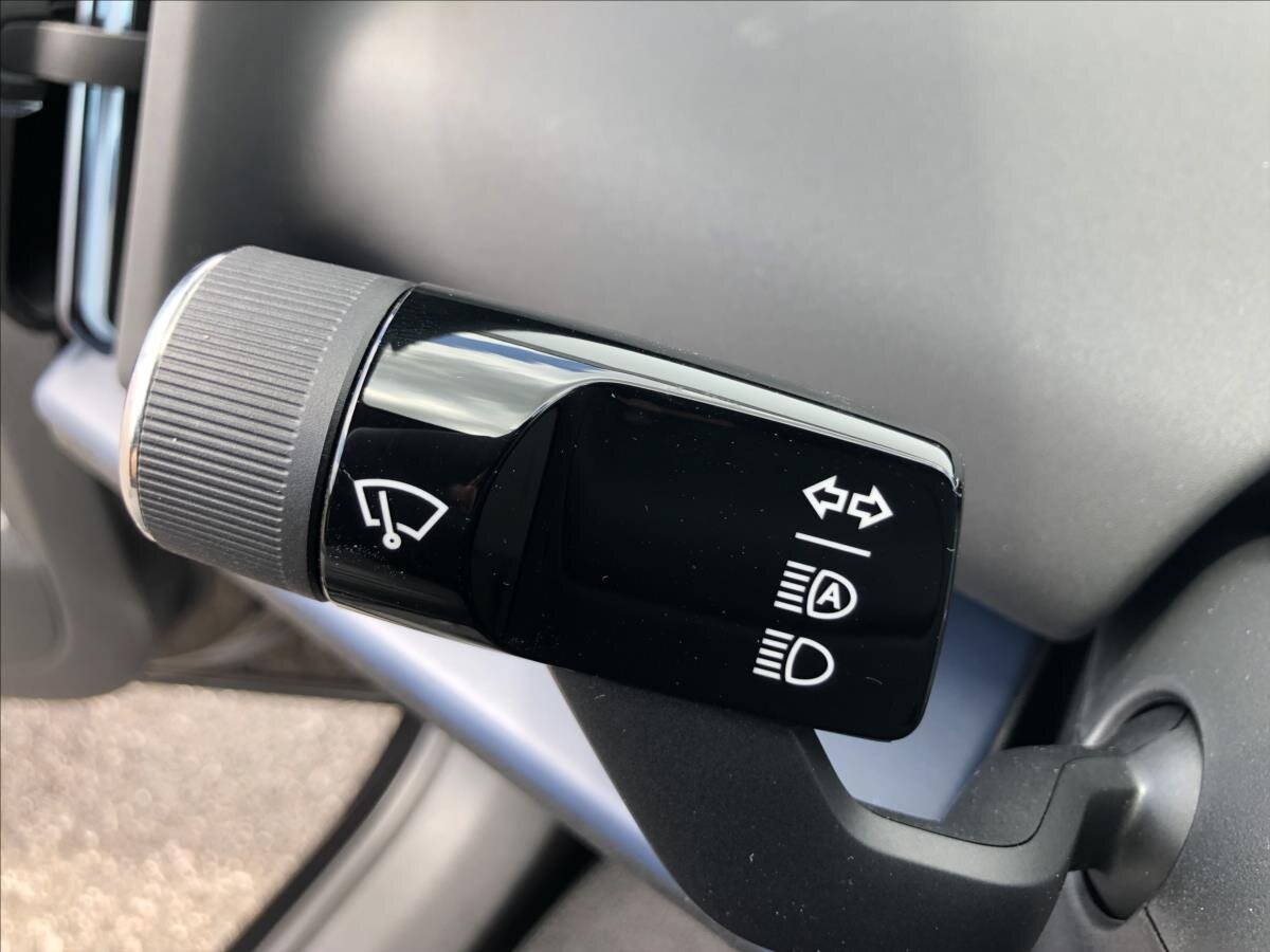 Volvo EX30 SUV 0,0 200 kw