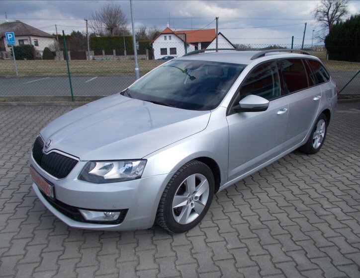 Škoda Octavia Kombi 1,6 l 77 kw