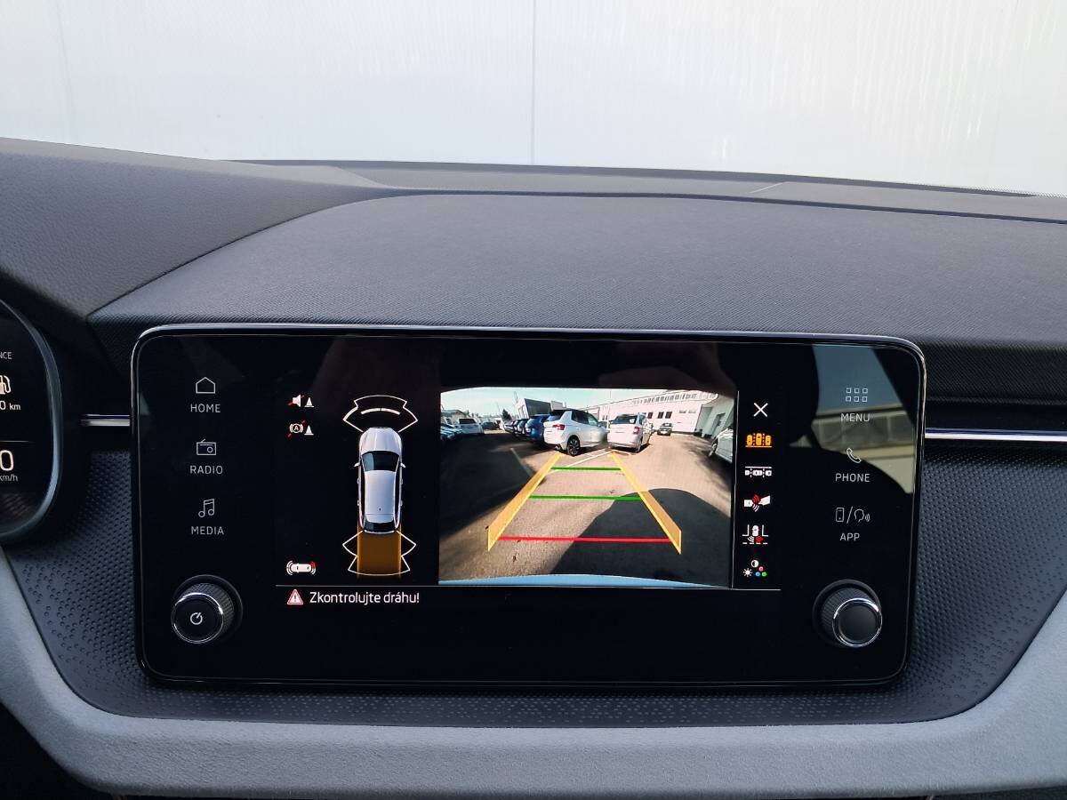 Škoda Scala Hatchback 1,0 l 85 kw