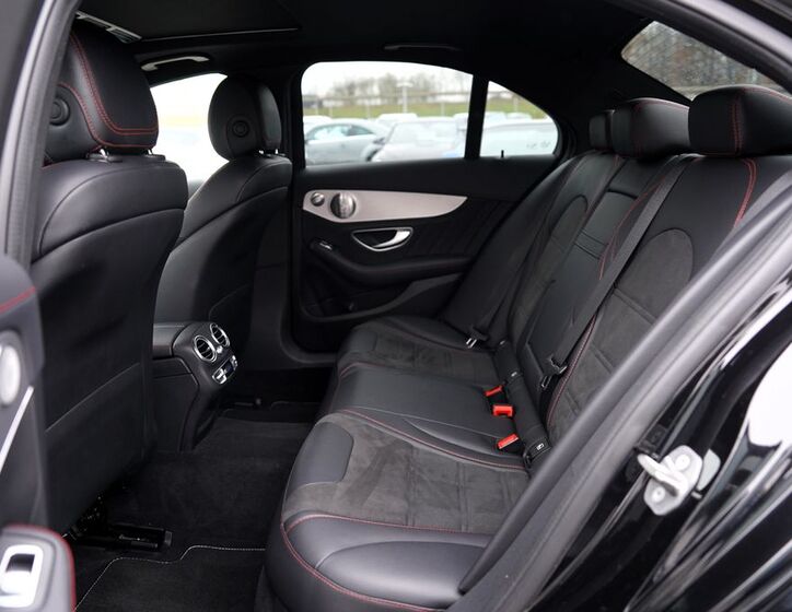 Mercedes-Benz Třídy C 32