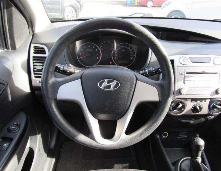 Hyundai i20 12