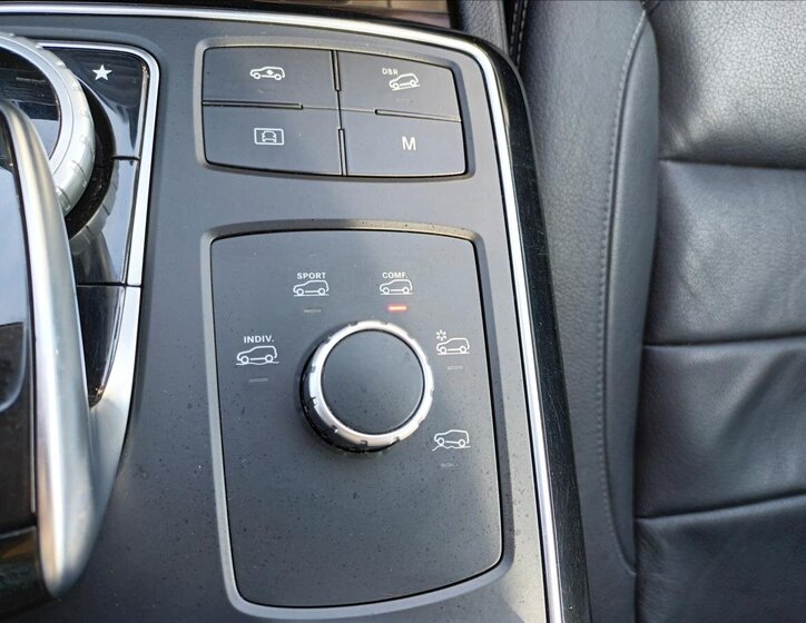 Mercedes-Benz GLS SUV / Terénní 3,0 l 190 kw