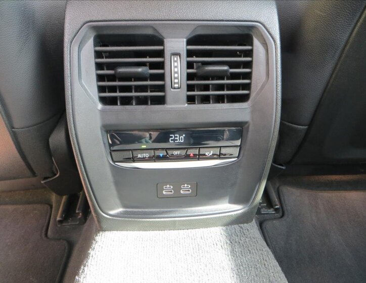 BMW Řada 3 Sedan / Limuzína 2,0 l 115 kw