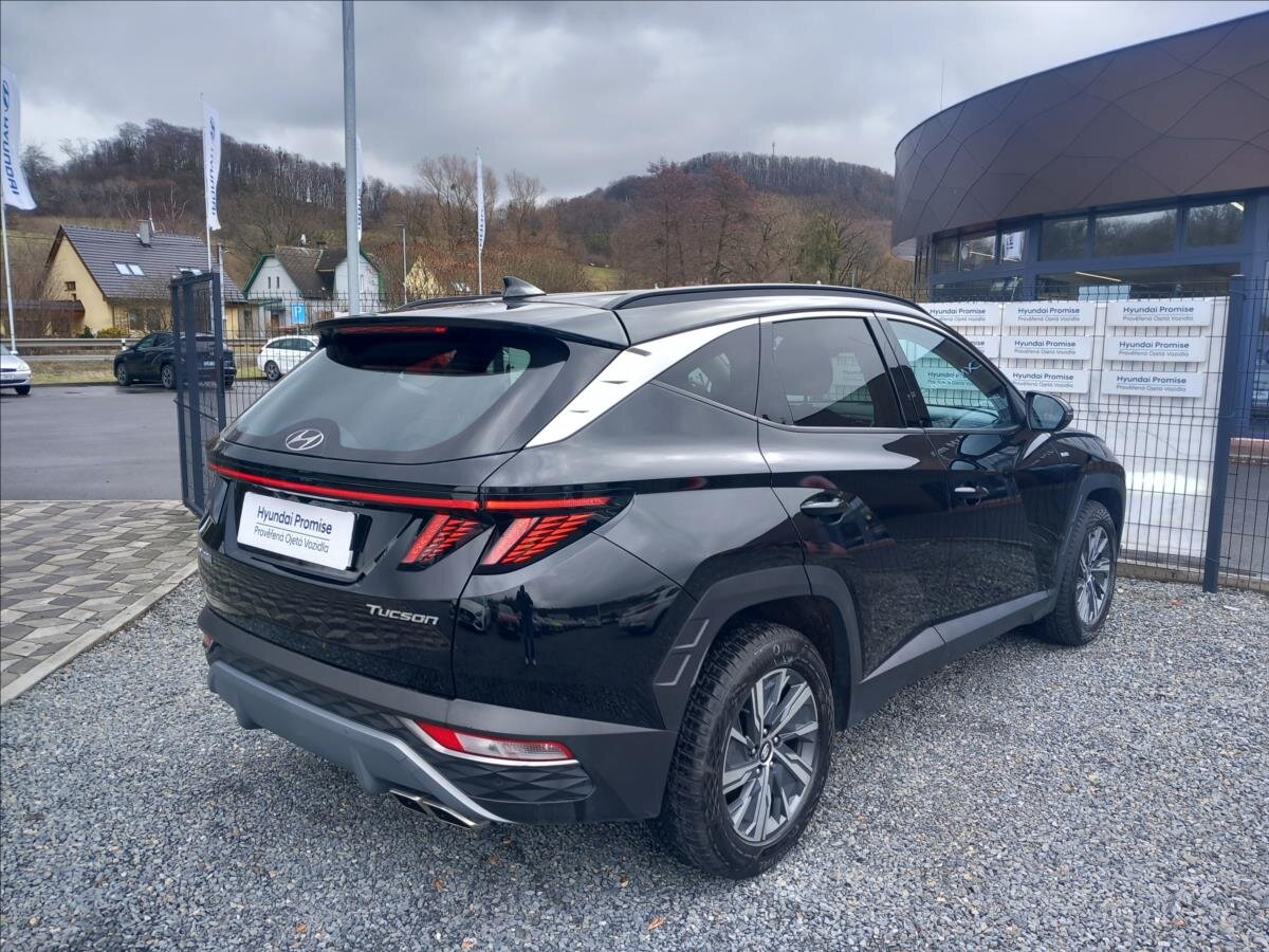 Hyundai Tucson SUV 1,6 l 110 kw