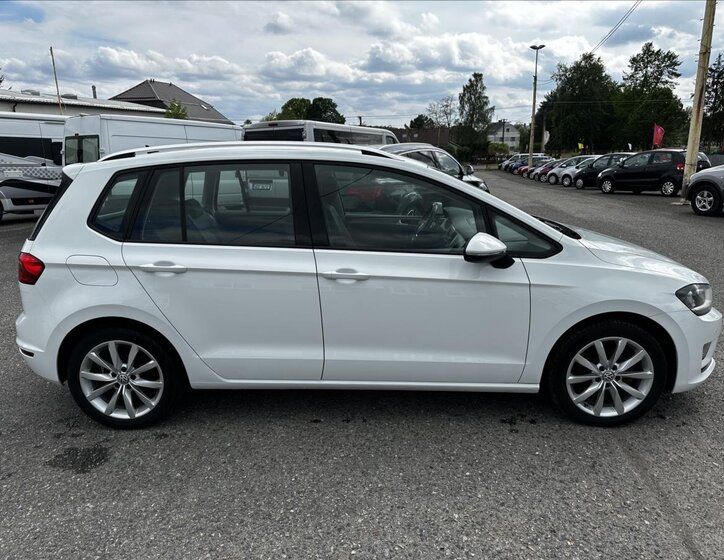 Volkswagen Golf Sportsvan 6