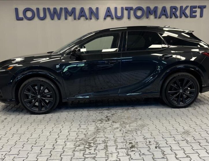 Lexus RX 500h SUV / Terénní 2,4 l 273 kw