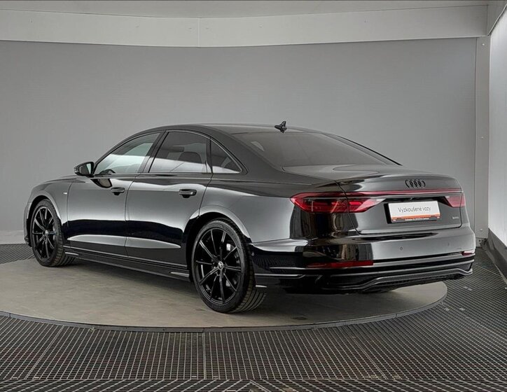 Audi A8 Sedan / Limuzína 3,0 l 210 kw