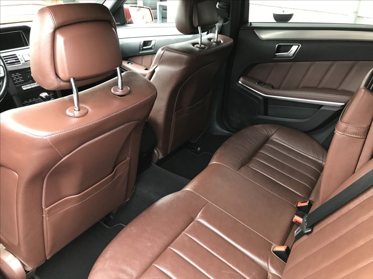 Mercedes-Benz Třídy E Kombi 2,1 l 100 kw