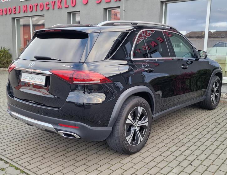 Mercedes-Benz GLE 10