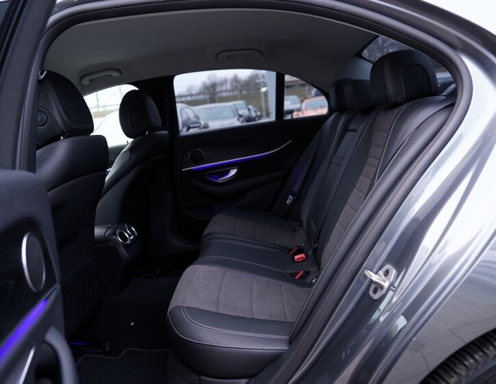 Mercedes-Benz Třídy E Sedan 2,0 l 143 kw