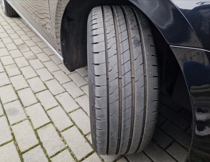 Volkswagen Passat Kombi 2,0 l 110 kw