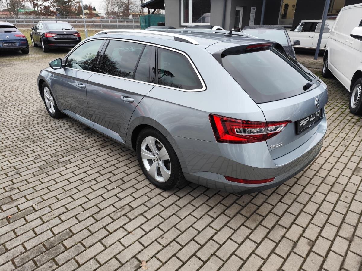 Škoda Superb Kombi 2,0 l 140 kw