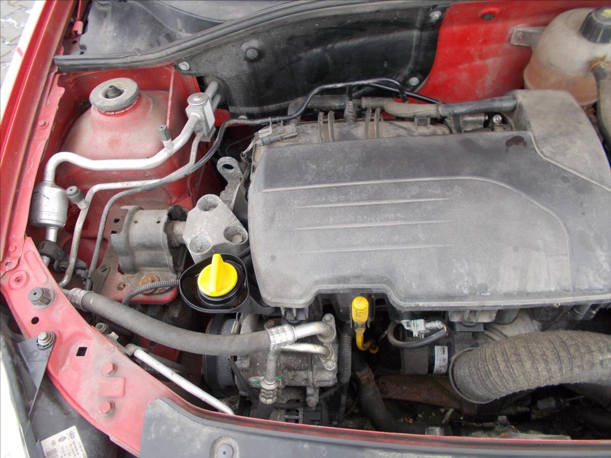 Renault Thalia Sedan / Limuzína 1,1 l 55 kw