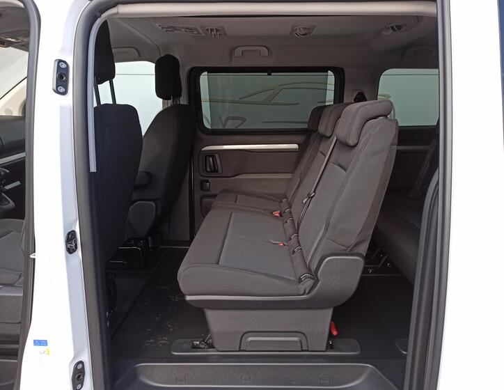 Toyota ProAce Verso 8