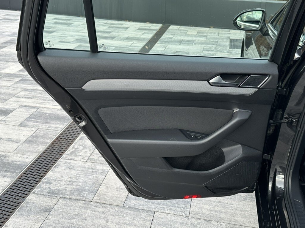 Volkswagen Passat Kombi 1,5 l 110 kw