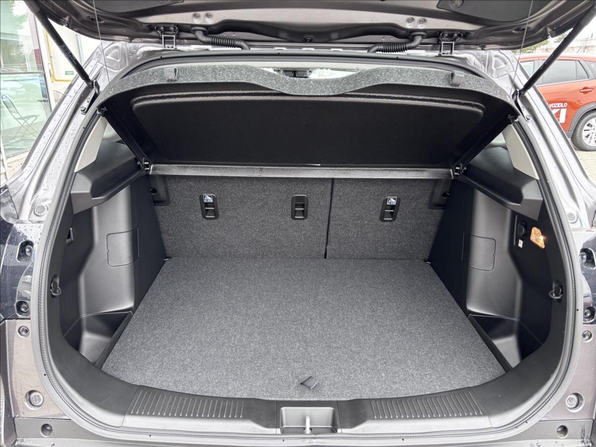 Suzuki S-Cross SUV / Terénní 1,4 l 81 kw