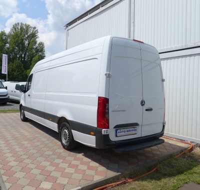 Mercedes-Benz Sprinter 5