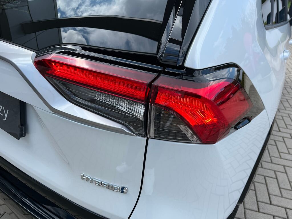 Toyota RAV4 SUV / Terénní 2,5 l 131 kw