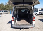 Volkswagen Transporter Skříň 2,5 l 128 kw