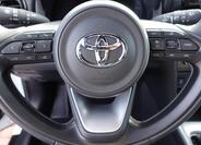 Toyota Yaris Cross 25