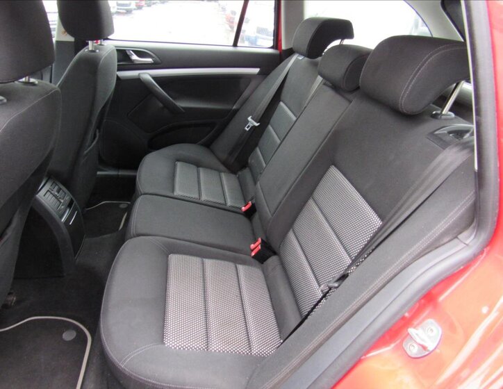 Škoda Octavia Kombi 2,0 l 110 kw