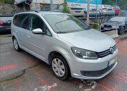Volkswagen Touran Kombi 1,5 l 77 kw