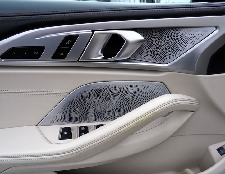 BMW Řada 8 Kabriolet 4,4 l 390 kw