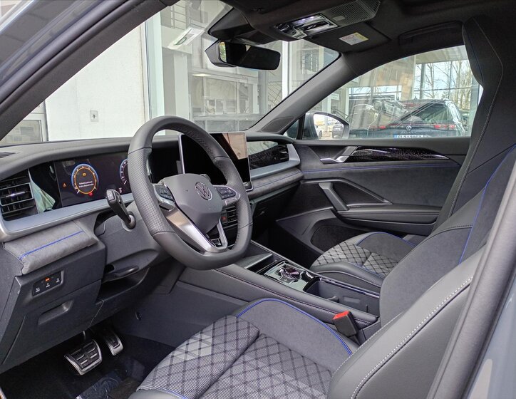 Volkswagen Tayron SUV / Terénní 2,0 l 195 kw